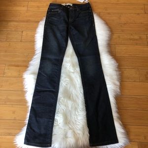 Henry & Belle Signature Straight Leg Dark Wash